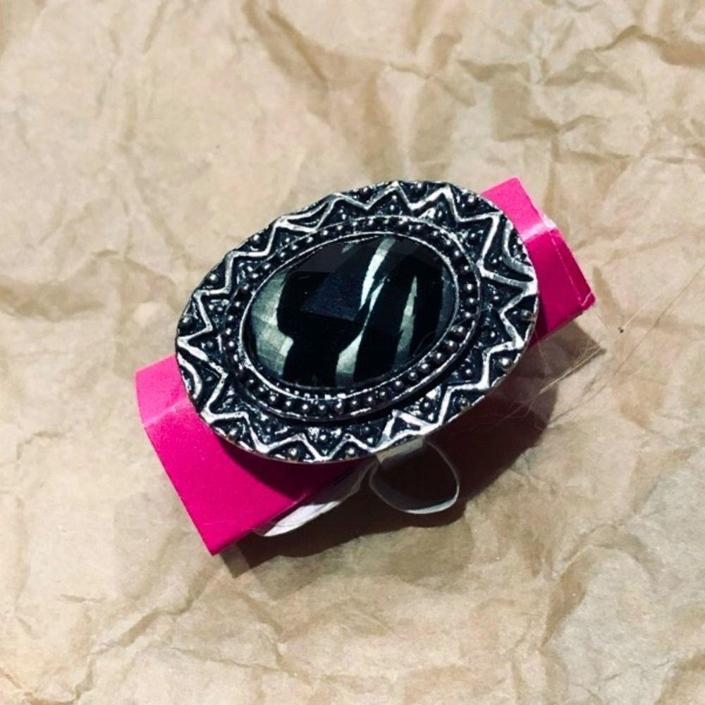Silver Black Onyx Oval Stone Accent Ring